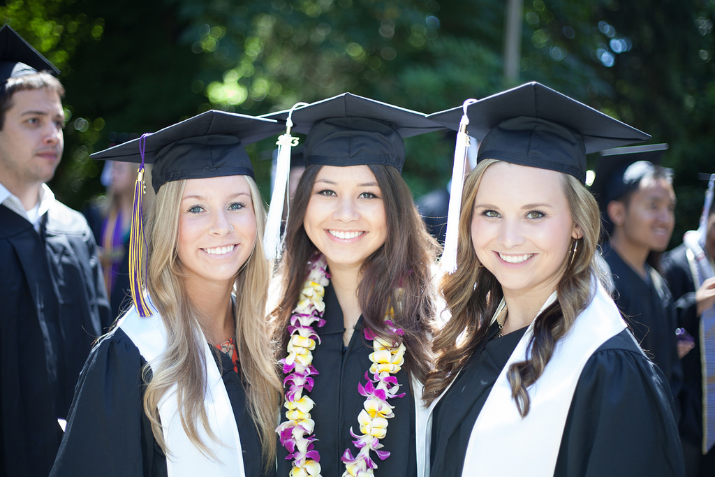 Troy Bonnes Headshot